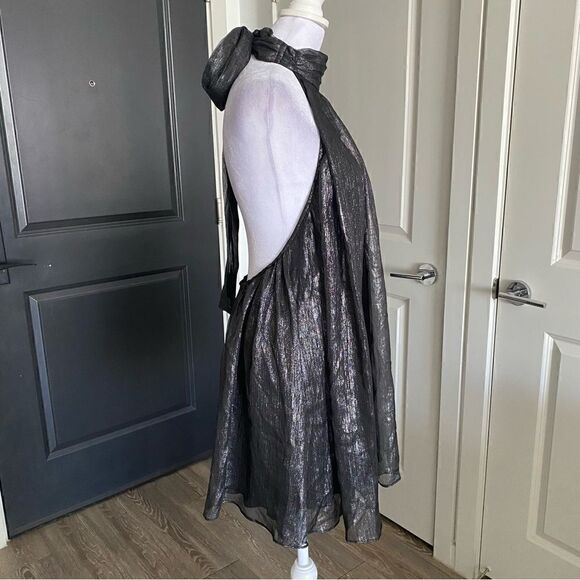 Choosy Gray Metallic A-line Halter Mini Dress with Open Back and Bow Tie Size S - Picture 4 of 10